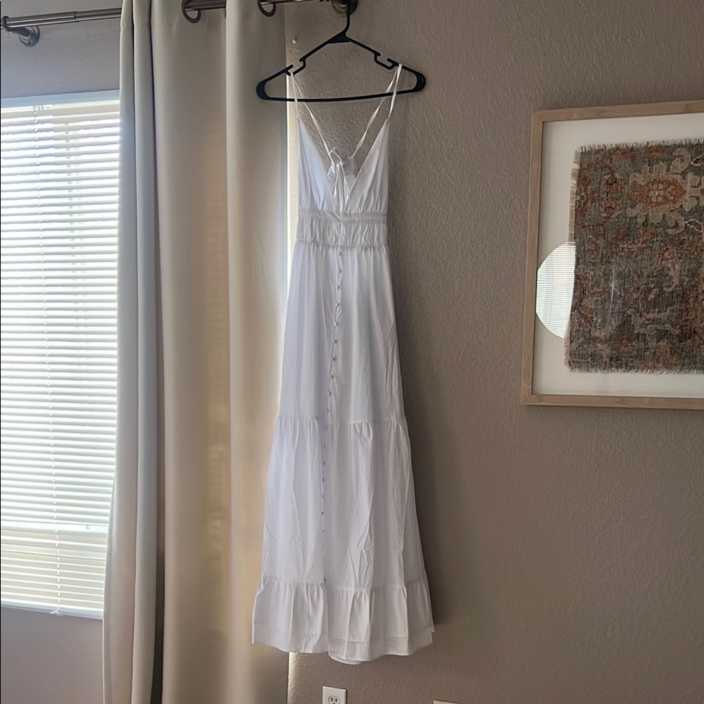 Chic White Maxi Dress